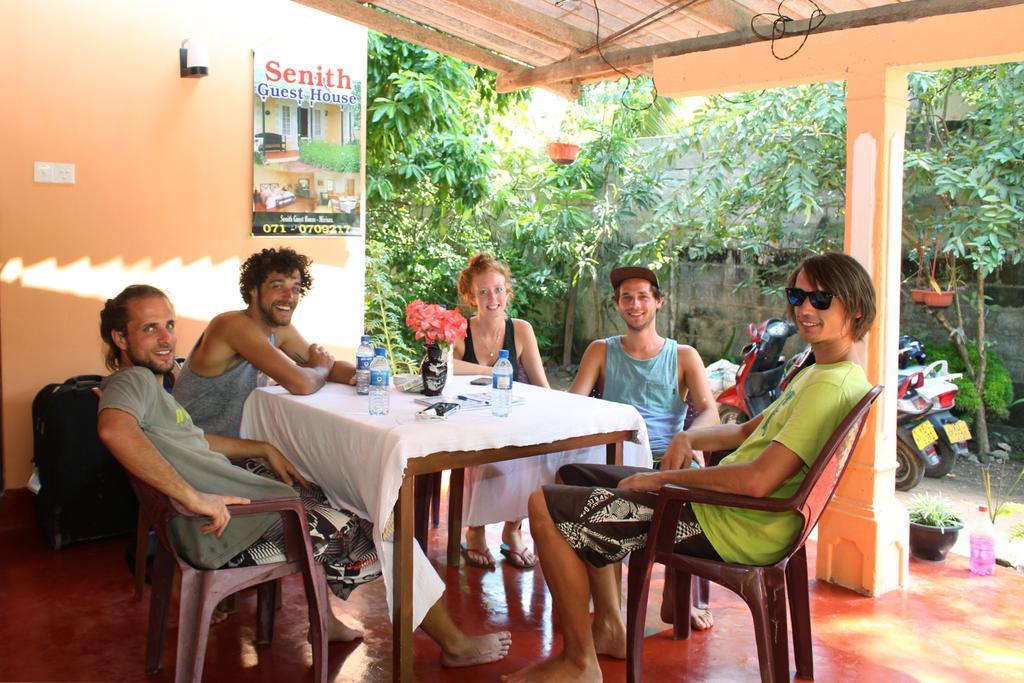 Senith Guest House Mirissa Exterior photo