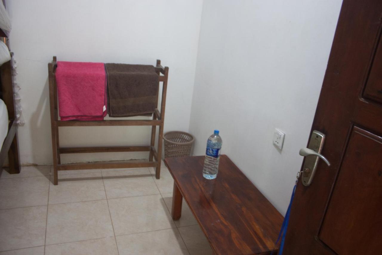 Senith Guest House Mirissa Exterior photo